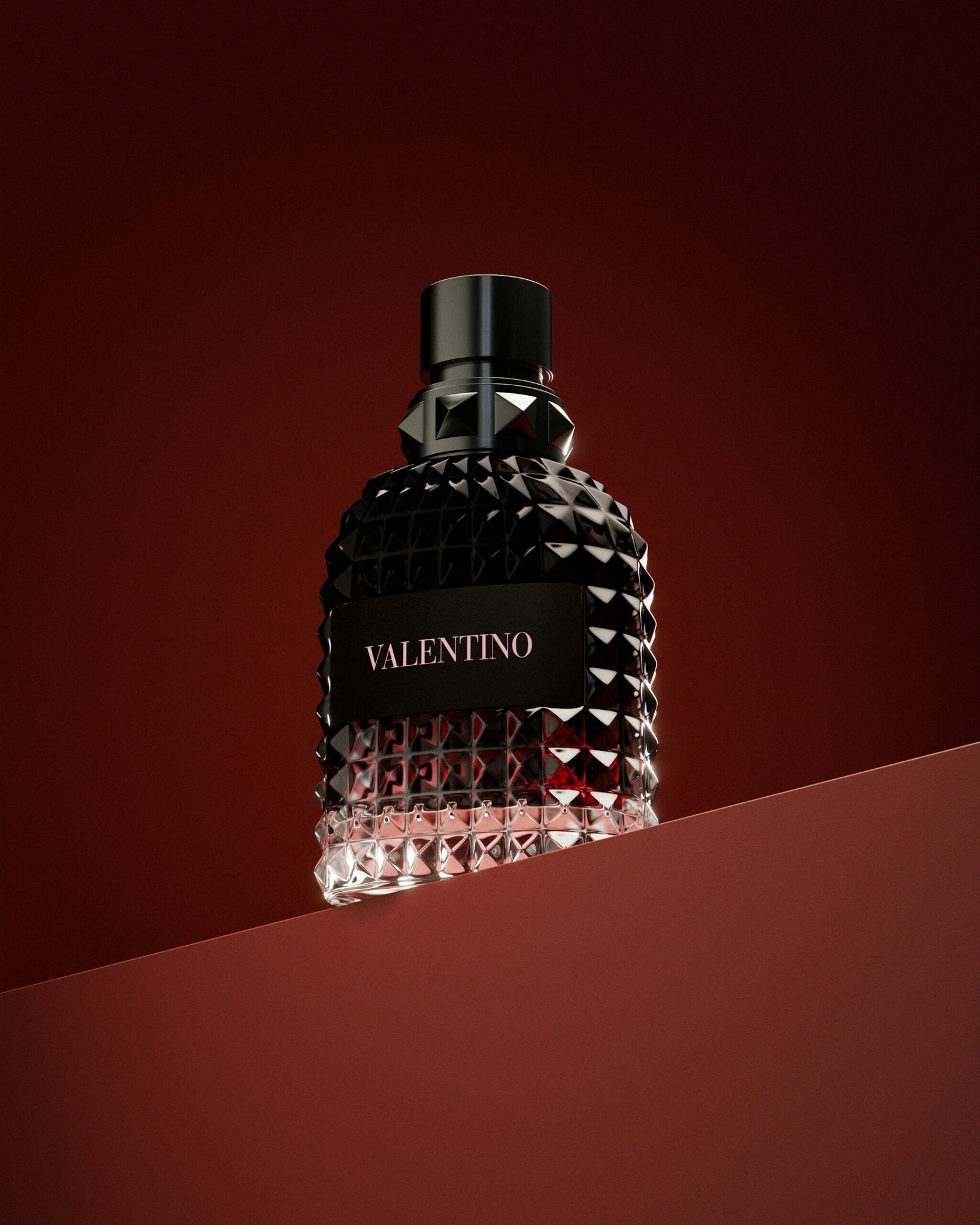"Vince Camuto Perfume: Elegant, Alluring, Timeless Scent"