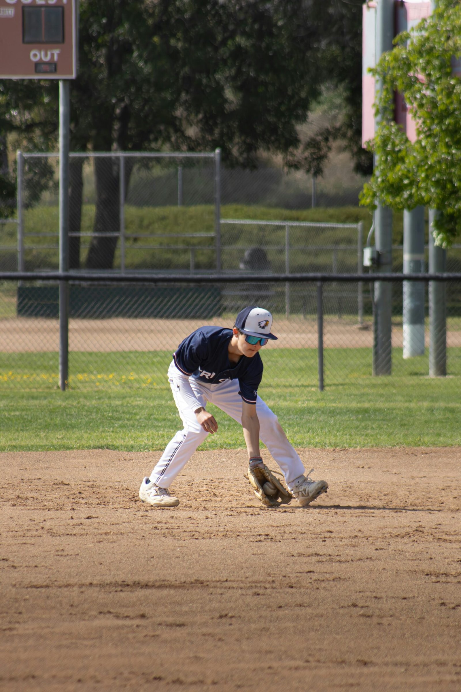 "Top-Rated Softball Pants for Peak Performance"